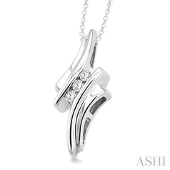 1/10 ctw Round Cut Diamond Pendant in Sterling Silver with Chain