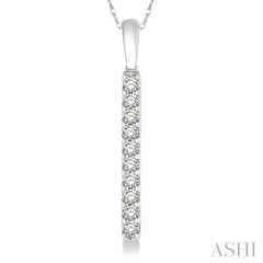 1/5 ctw Vertical Bar Round Cut Diamond Pendant With Link Chain in 14K White Gold
