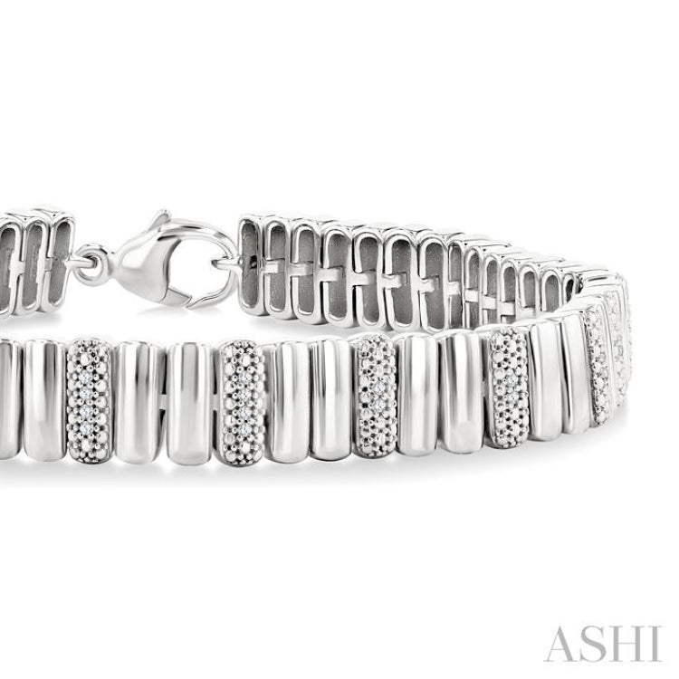 1/6 Ctw Wide Ribbed Plain Polished and Single Cut Diamond Bold Bracelet in Sterling Silver