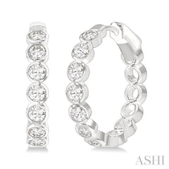 1.00CTRDDM ROUND BEZEL HOOP ER WG 14K G*