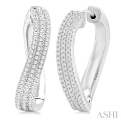 1/2 ctw Curvy Triple Row Round Cut Diamond Fashion Earring in 10K White Gold