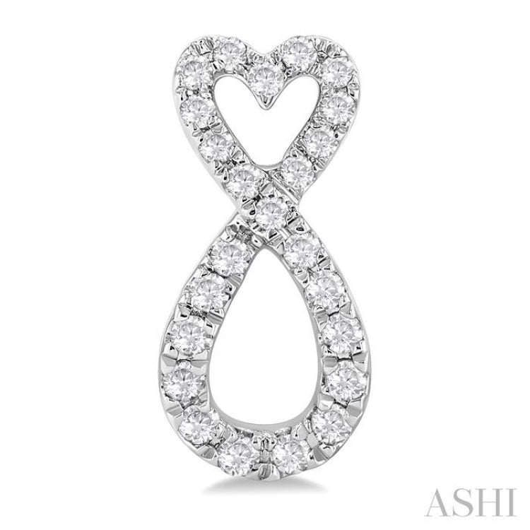 1/4 ctw Infinity Heart Round Cut Diamond Fashion Earring in 10K White Gold