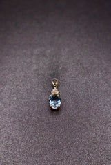 14k Yellow Gold and Aquamarine Pendant