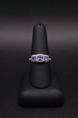 14k White Gold Tanzanite and 0.25 cttw Diamond Ring