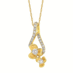 14k Yellow Gold and Diamond Flower Necklace 0.25 cttw