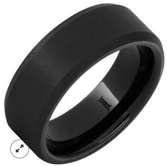 Black Diamond Ceramic™ Beveled Edge Ring with Sandblast Finish